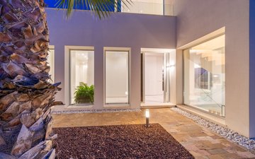 Property slide 20