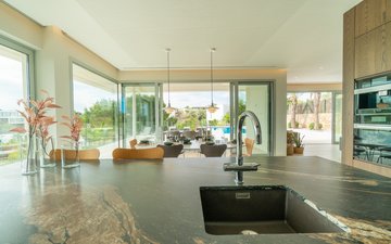 Property slide 44