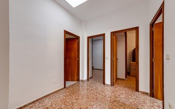 Property slide 25