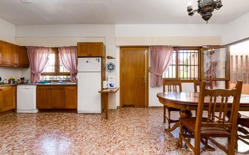 Property slide 8