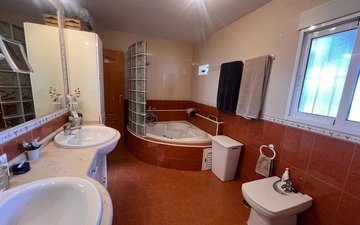 Property slide 29