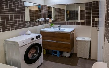 Property slide 19