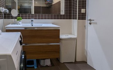 Property slide 18