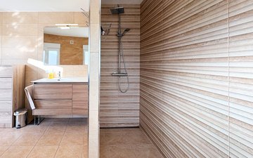 Property slide 48