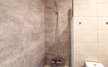 Property slide 43