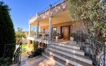 Property slide 4