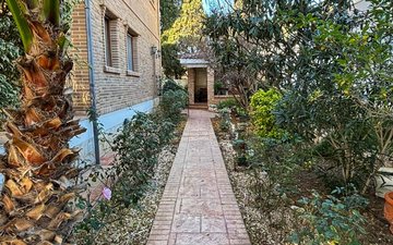 Property slide 50