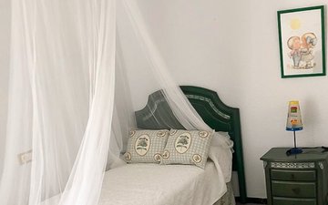Property slide 16