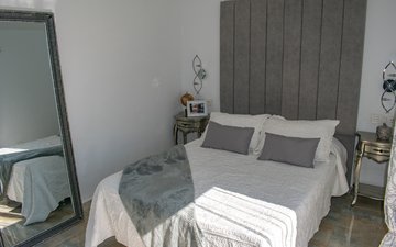 Property slide 24