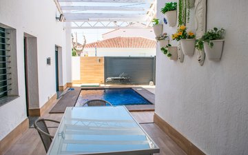 Property slide 34