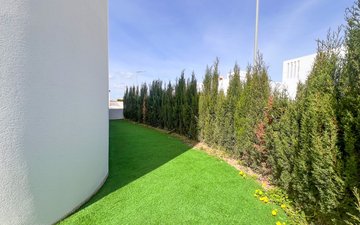 Property slide 21
