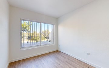 Property slide 25