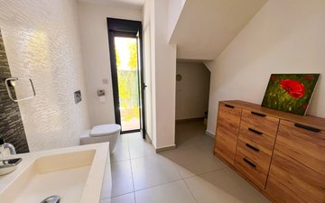 Property slide 9