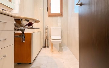 Property slide 46