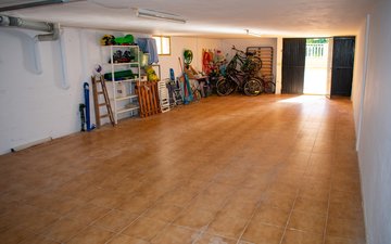 Property slide 40