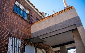 Property slide 48