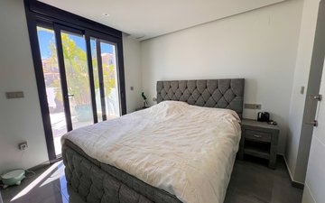 Property slide 20
