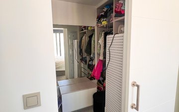 Property slide 21