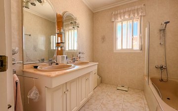 Property slide 36