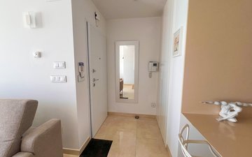 Property slide 22