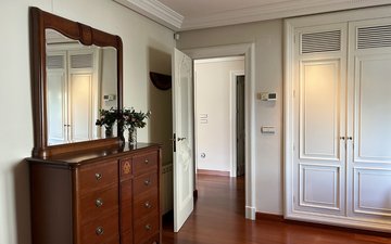 Property slide 44