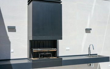 Property slide 22