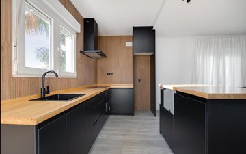 Property slide 16
