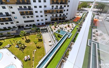 Property slide 48
