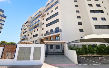 Property slide 50