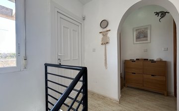 Property slide 44