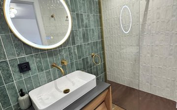 Property slide 25