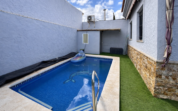 Property slide 22
