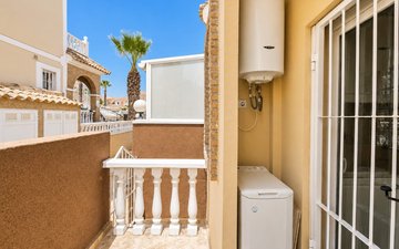 Property slide 32