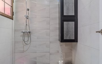 Property slide 21