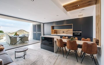 Property slide 10