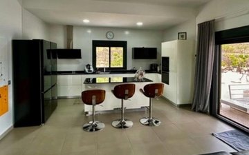 Property slide 17