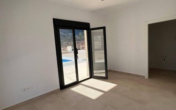 Property slide 16
