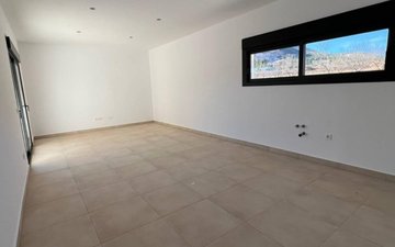 Property slide 22