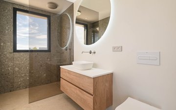 Property slide 35