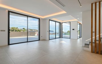 Property slide 21