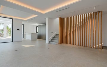 Property slide 19