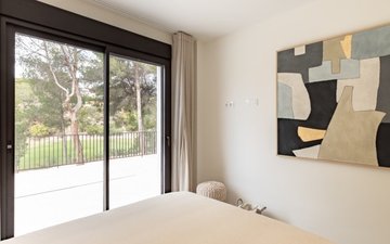 Property slide 25