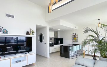 Property slide 4