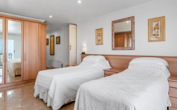 Property slide 39