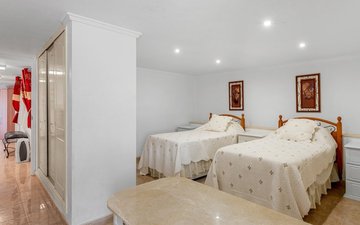 Property slide 49