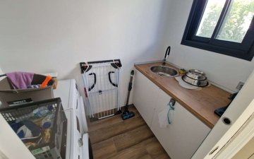 Property slide 28