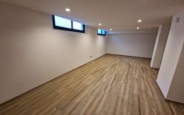 Property slide 31