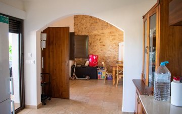 Property slide 23