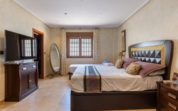 Property slide 9