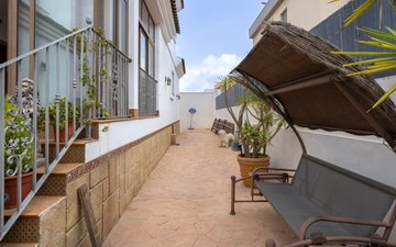Property slide 42